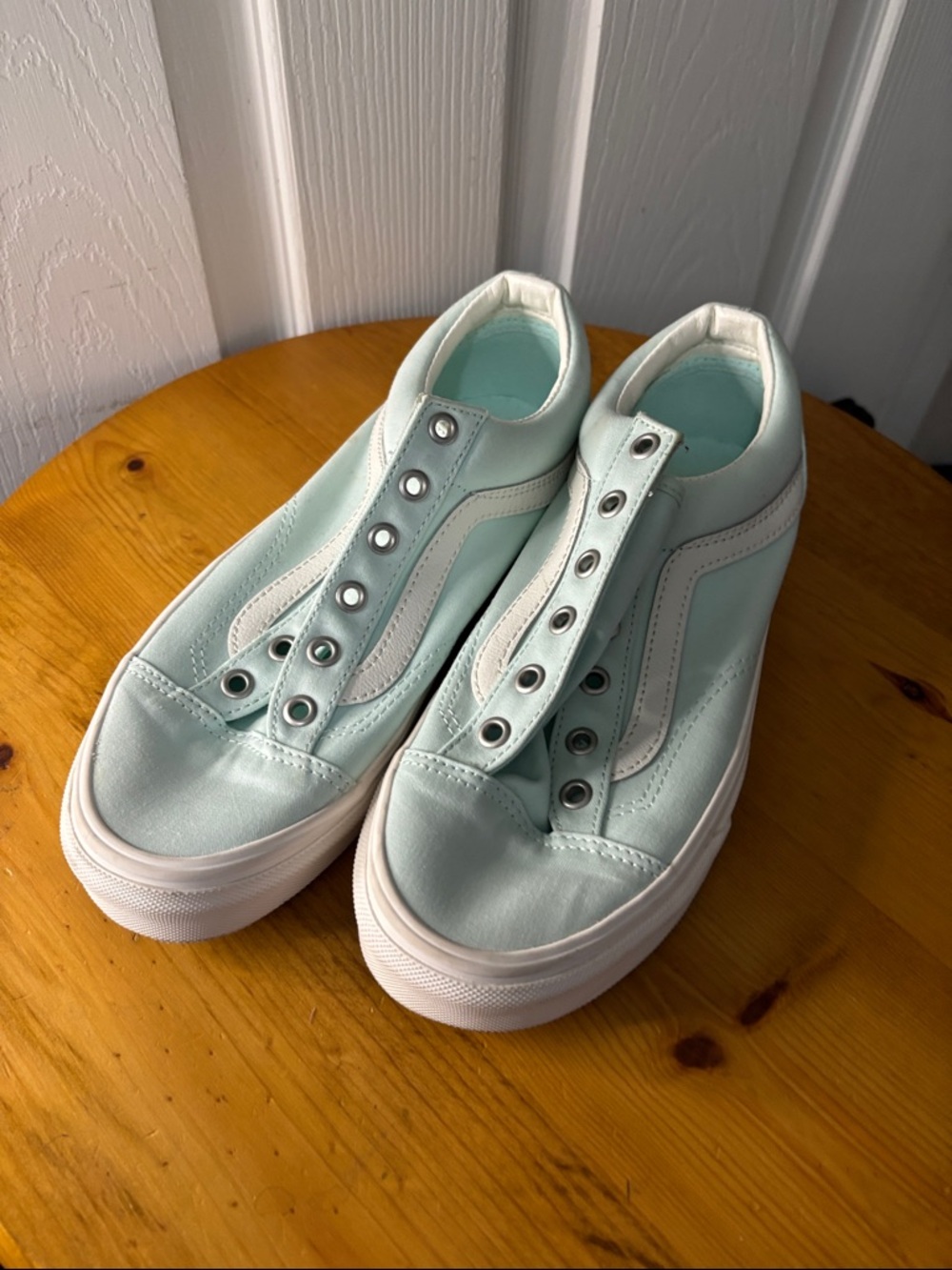 Vans Slip-On Canvas Sneakers in Pastel Green 7.5 Women’s